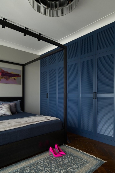 Нью-Йорк с французским акцентом: квартира в Екатеринбурге для девушки