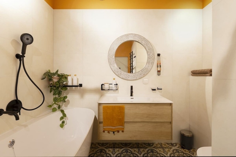 Полка в ванную комнату: виды, варианты размещения и 72 стильных фото в интерьере