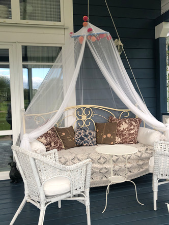 В гостях у главного редактора ELLE DECORATION Алексея Дорожкина