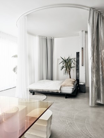 Welcome home: известные дизайнеры у себя дома