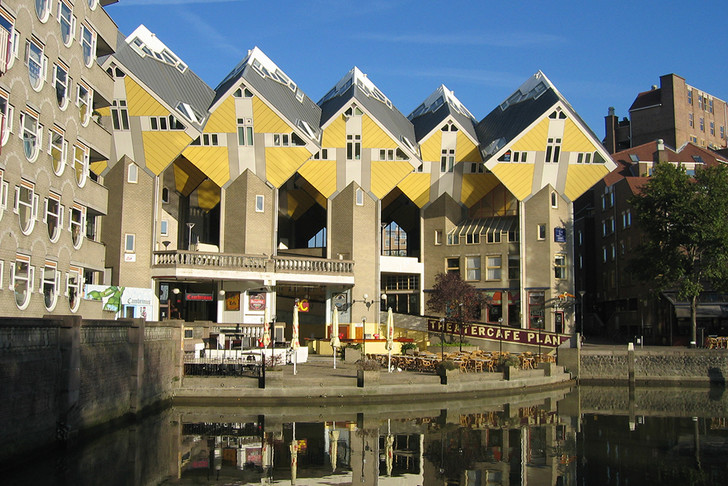 6 самых интересных отелей-памятников архитектуры