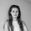 
                                Как дизайнер увеличила площадь апартаментов в 1,3 раза и создала яркий интерьер                            