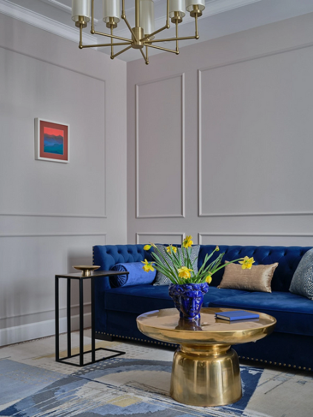 Синий диван в интерьере: советы по выбору и лучшие варианты сочетаний + 105 фото