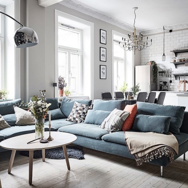 Синий диван в интерьере: советы по выбору и лучшие варианты сочетаний + 105 фото