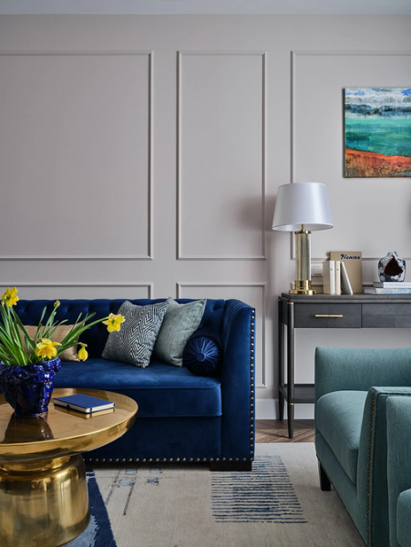 Синий диван в интерьере: советы по выбору и лучшие варианты сочетаний + 105 фото