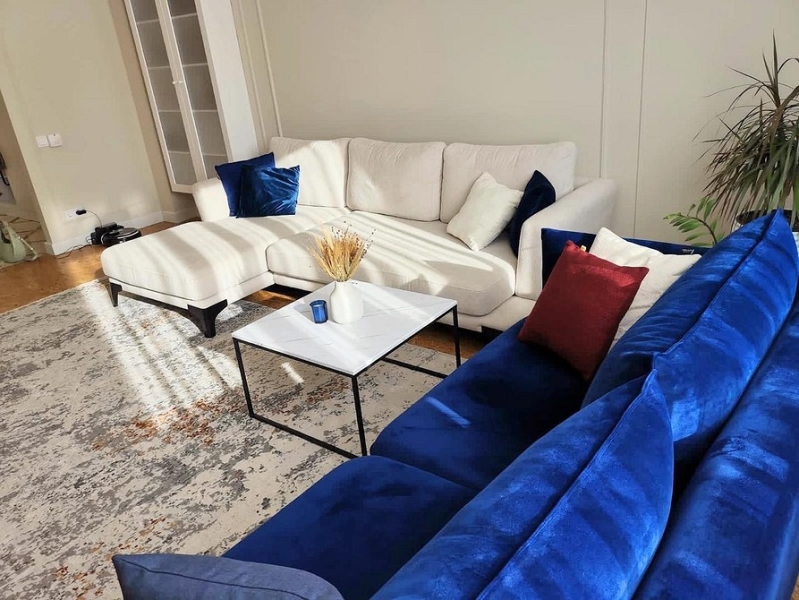 Синий диван в интерьере: советы по выбору и лучшие варианты сочетаний + 105 фото