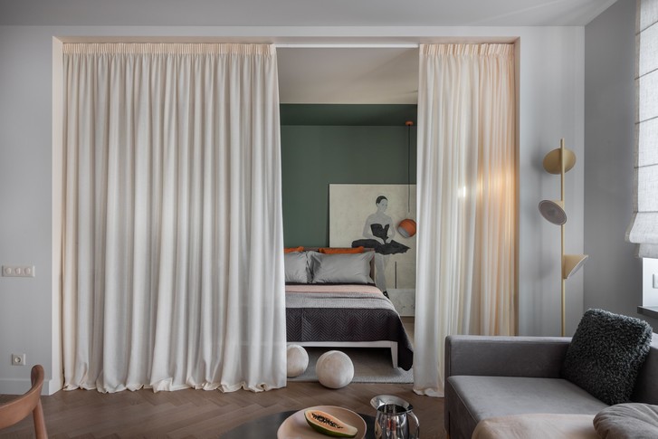 Воздушная квартира 48 м² с яркими акцентами в Минске