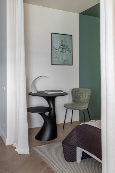 Воздушная квартира 48 м² с яркими акцентами в Минске