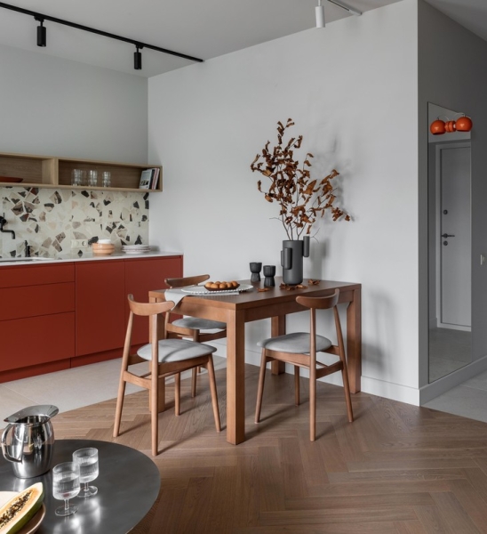 Воздушная квартира 48 м² с яркими акцентами в Минске