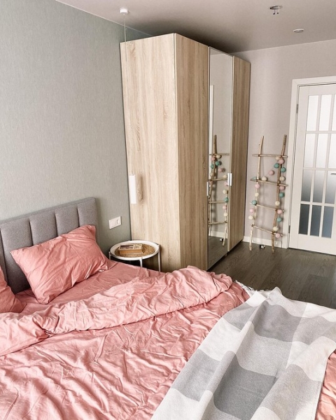 
                                Ремонт в двухкомнатной хрущевке: идеи дизайна, разбор планировок и примеры проектов (113 фото)                            