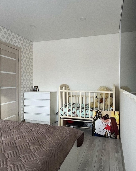 
                                Ремонт в двухкомнатной хрущевке: идеи дизайна, разбор планировок и примеры проектов (113 фото)                            