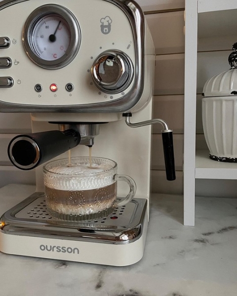 
                                Ремонт в двухкомнатной хрущевке: идеи дизайна, разбор планировок и примеры проектов (113 фото)                            