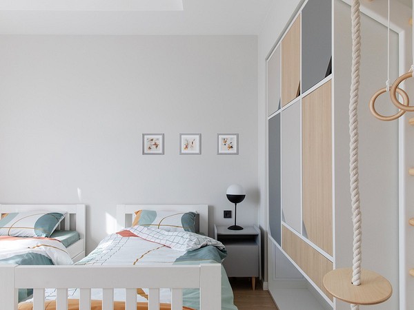 Таунхаус у Черного моря для большой семьи с четырьмя детьми