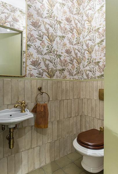 
                                5 простых и красивых идей для косметического ремонта санузла                            