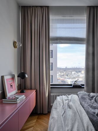 Белая квартира с цветными акцентами 55 м²