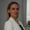 
                                Бюджетный светлый интерьер с яркими акцентами: маленькая студия 30 кв. м для сдачи в аренду                            
