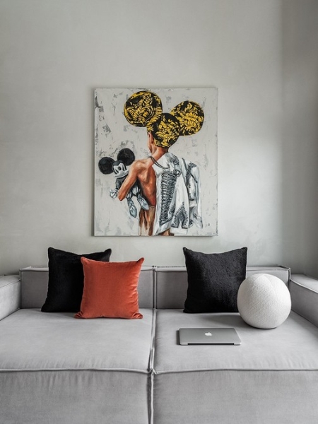 Интерьер-перевертыш: квартира 56 кв. м, которая меняет настроение днем и ночью