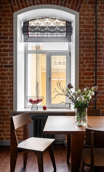 
                                Из бывшей коммуналки — в потрясающий исторический интерьер: квартира 66 кв. м в центре Санкт-Петербурга                            