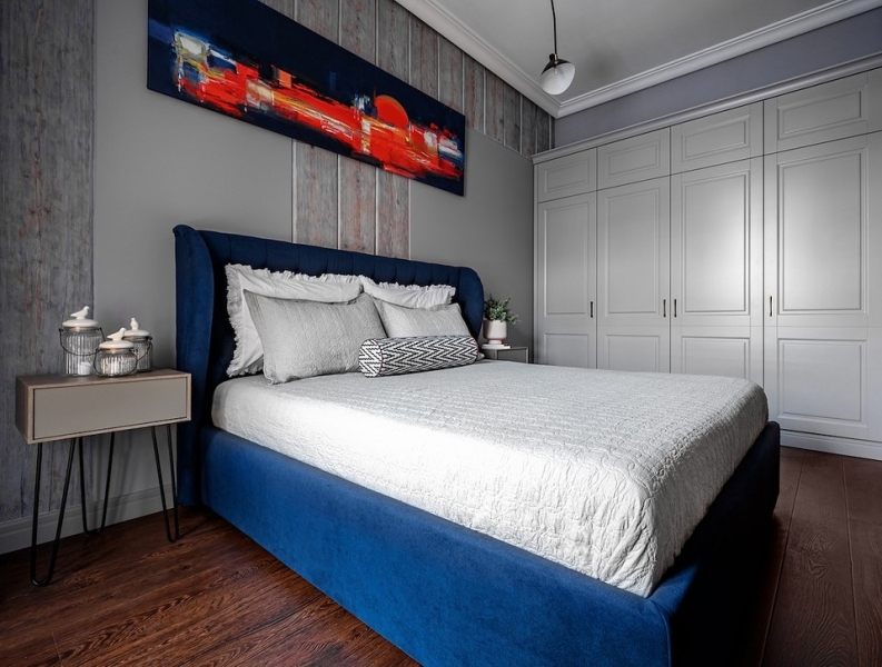 
                                Из бывшей коммуналки — в потрясающий исторический интерьер: квартира 66 кв. м в центре Санкт-Петербурга                            