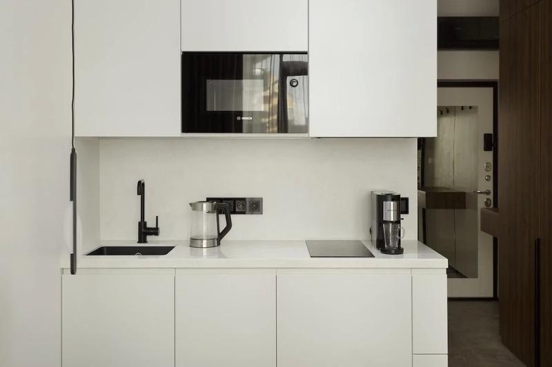 Как извлечь максимум пользы из маленькой кухни: 5 примеров от дизайнеров