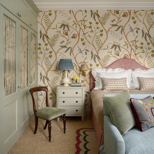 Как красиво заправить кровать: идеи, лайфхаки и 85 фото, которые вас вдохновят