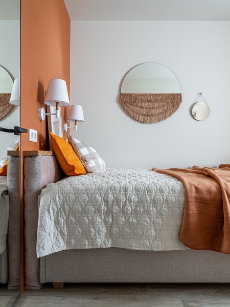 Как на 36 кв. м уместили все: маленькая квартира со спальней, кухней-гостиной и двумя гардеробными