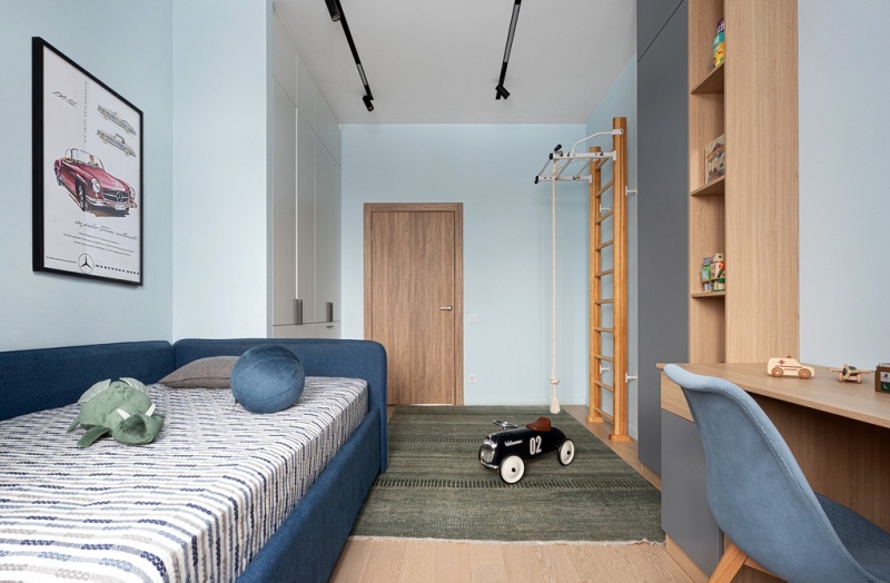 Как сделать в трешке три спальни и гостиную? Пример квартиры для семьи в доме 1957 года (фото до и после)