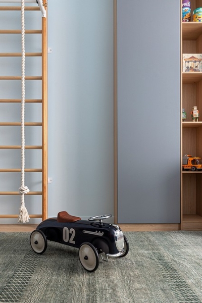 Как сделать в трешке три спальни и гостиную? Пример квартиры для семьи в доме 1957 года (фото до и после)