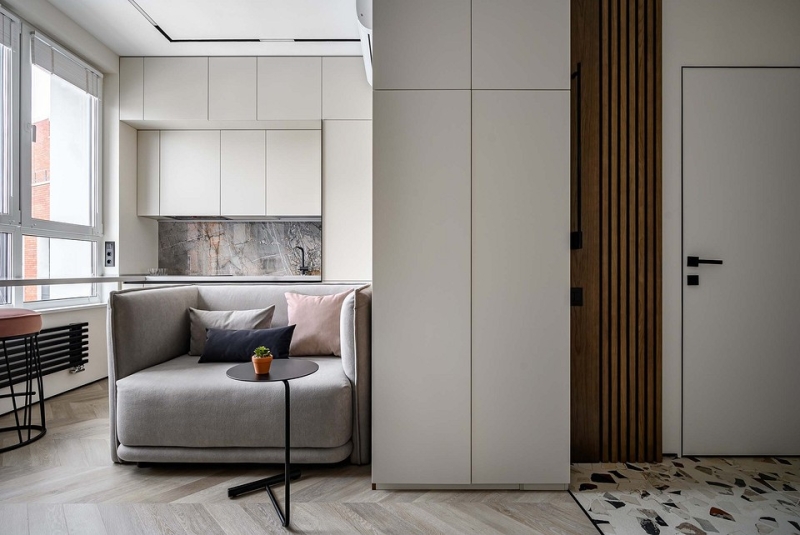 Как в однокомнатной квартире 36 кв. м выделить спальню, кухню-гостиную и гардеробную? Реальный пример интерьера