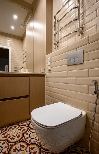 Кухня в коридоре и три отдельные спальни: семейная квартира 80 кв. м с перепланировкой от дизайнера