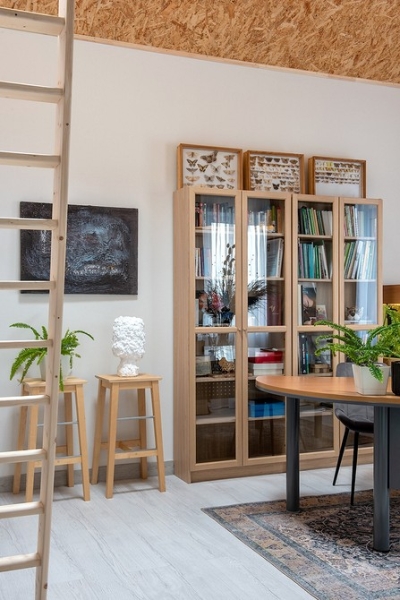 Необычная планировка и эффектный интерьер: уединенный загородный дом у поймы реки Дон