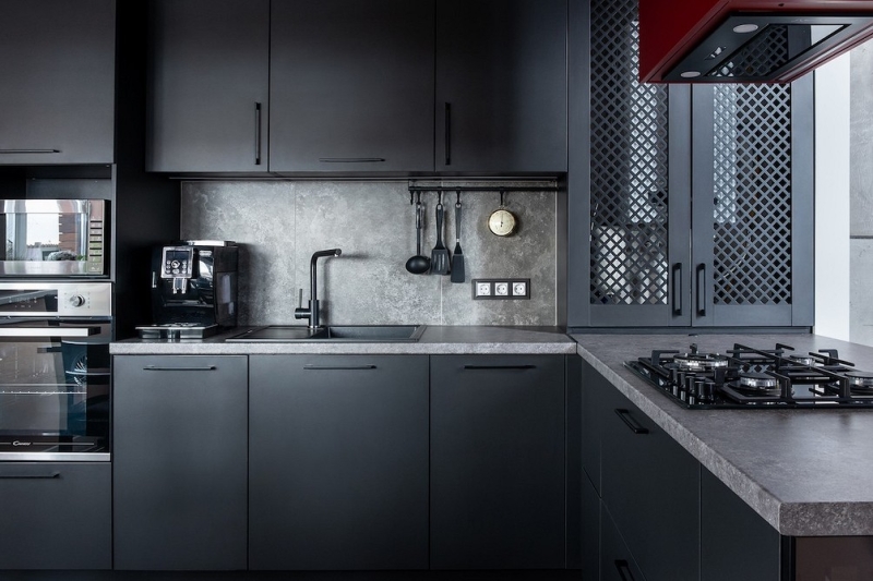 Необычная планировка и эффектный интерьер: уединенный загородный дом у поймы реки Дон