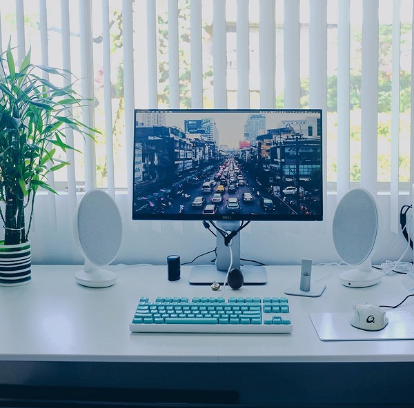 Шторы-жалюзи на окна: стильные модели и актуальные тренды в дизайне, правила выбора