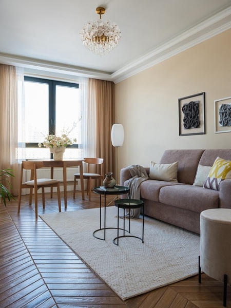 Современная классика в московской новостройке: квартира 58 кв. м для мужчины