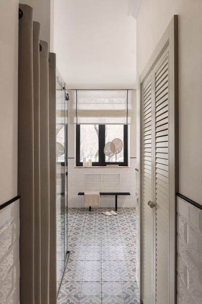 «Сталинка» 102 м² с современным интерьером в Алма-Ате