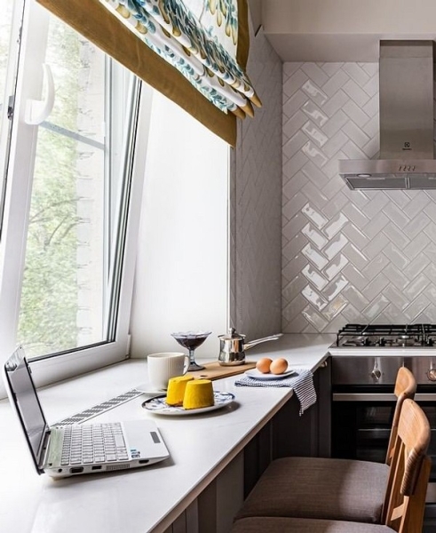 
                                5 функциональных и стильных идей оформления подоконника на кухне                            