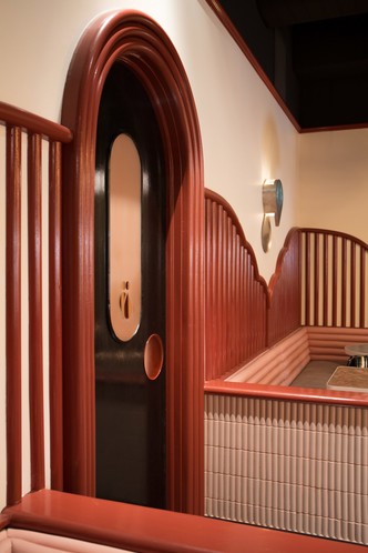 5 кафе в духе фильмов Уэса Андресона