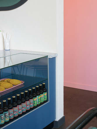 5 кафе в духе фильмов Уэса Андресона