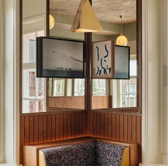 Бар-ресторан Polly Goudvisch в Амстердаме от Studio Modijefsky