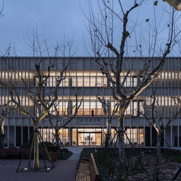 Библиотека в Шанхае по проекту Wutopia Lab