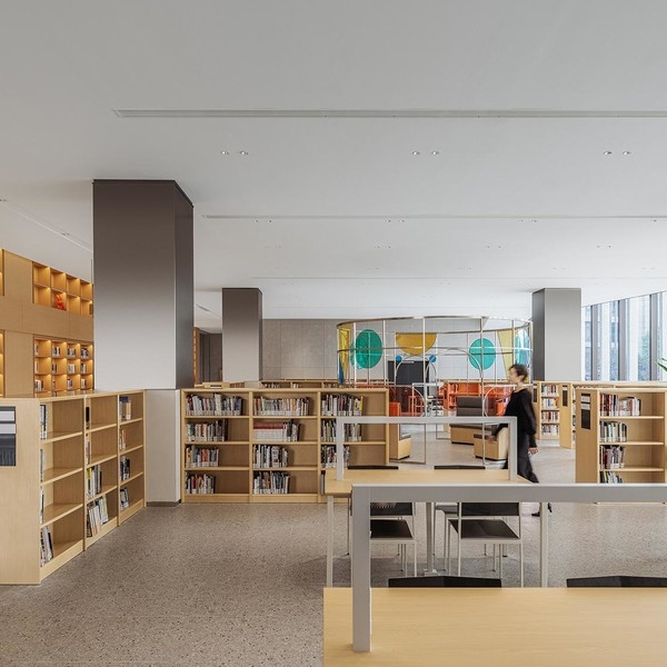 Библиотека в Шанхае по проекту Wutopia Lab