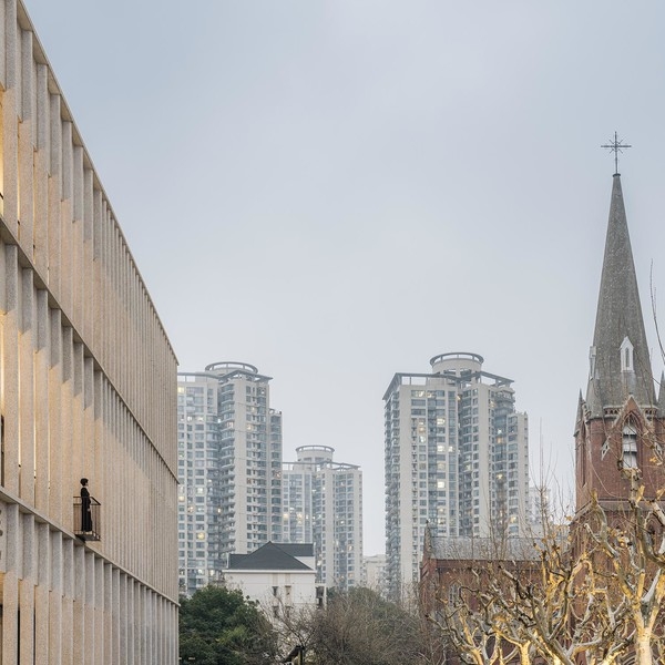 Библиотека в Шанхае по проекту Wutopia Lab