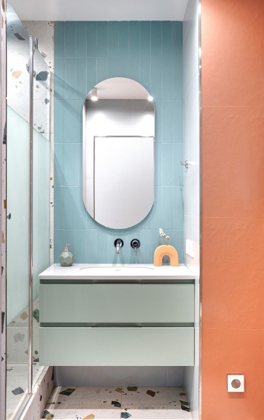 
                                Яркая и функциональная квартира 72 кв. м в Москве для семьи с тремя дочками                             