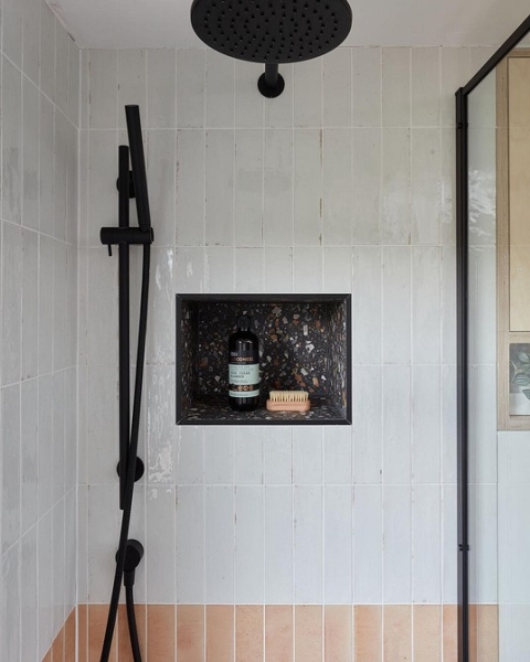 
                                Модная плитка в ванную-2023: 7 главных трендов и 100 стильных фотоидей                            