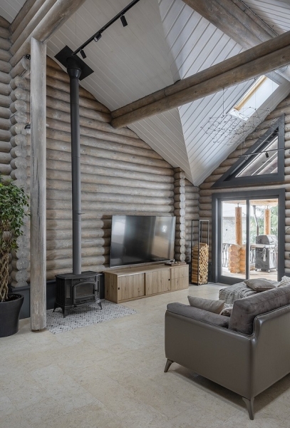 От сауны до личного кинотеатра: как выглядит идеальный загородный дом для семьи