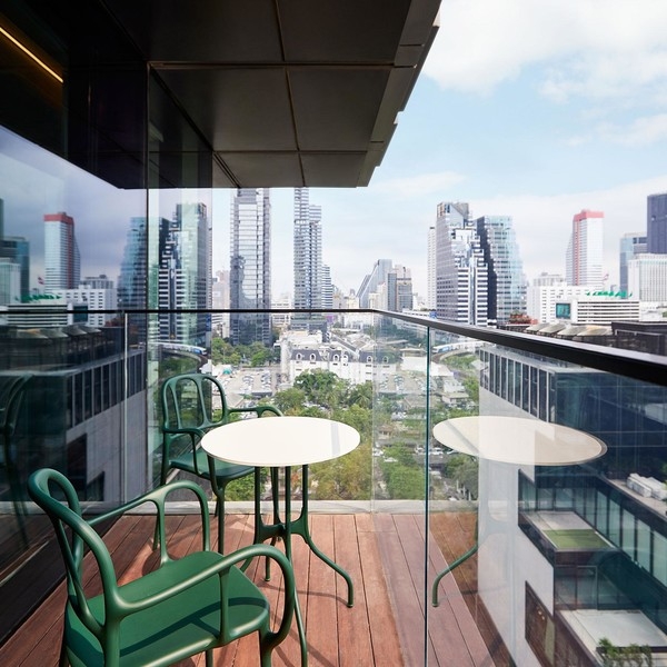 Отель Standard в Бангкоке: ар-деко и гламур в интерьерах Хайме Айона