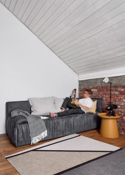 
                                Семейный дом 142 кв. м, где частично нет отделки (и это красиво!)                            