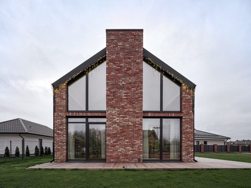 
                                Семейный дом 142 кв. м, где частично нет отделки (и это красиво!)                            