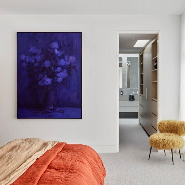 Белый снаружи и яркий внутри: дом для молодой семьи в Сиднее