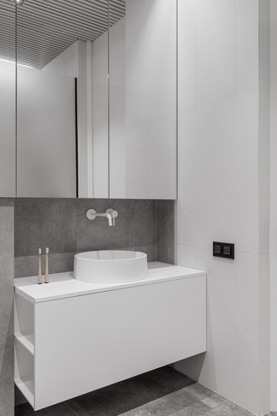 
                                Чистый минимализм: загородный дом в Ростове-на-Дону для семьи с ребенком                            